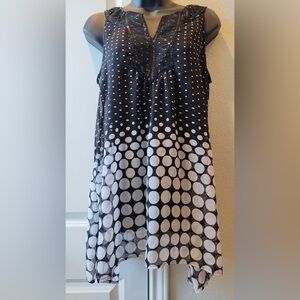 Style & Co Black & White Mini Sleeveless Tank Sequin  Blouse/Dress Size XS